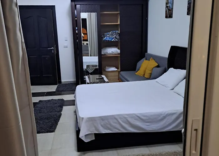 Apartmanhotel In Elkarma & Aqua Park 3*