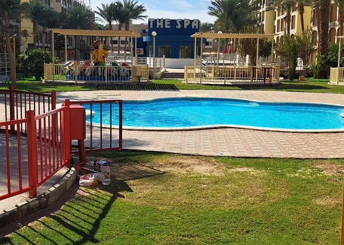 In Elkarma & Aqua Park Apartmanhotel 3*